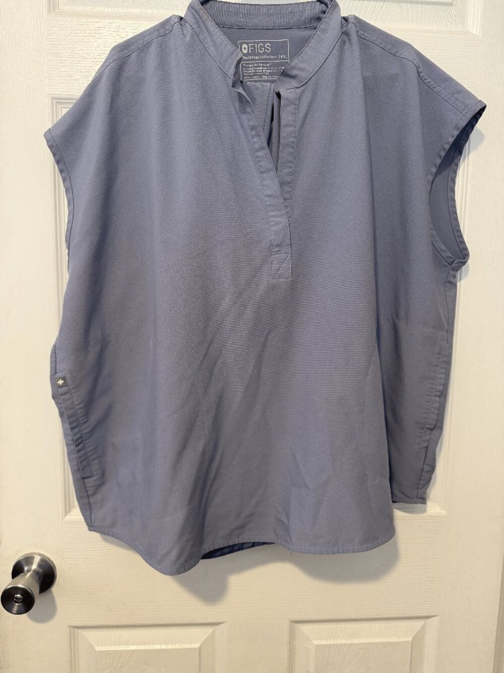 Women's Figs Scrub Set  Rafaela Top 2xl and Zamora Joggers 2xl